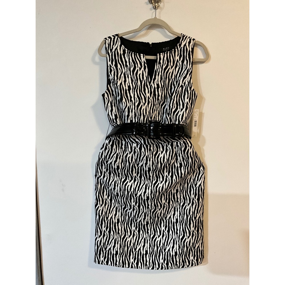 Alex Marie Zebra Print Belted Sheath Dress Black White Size 8 Sleeveless V-Neck